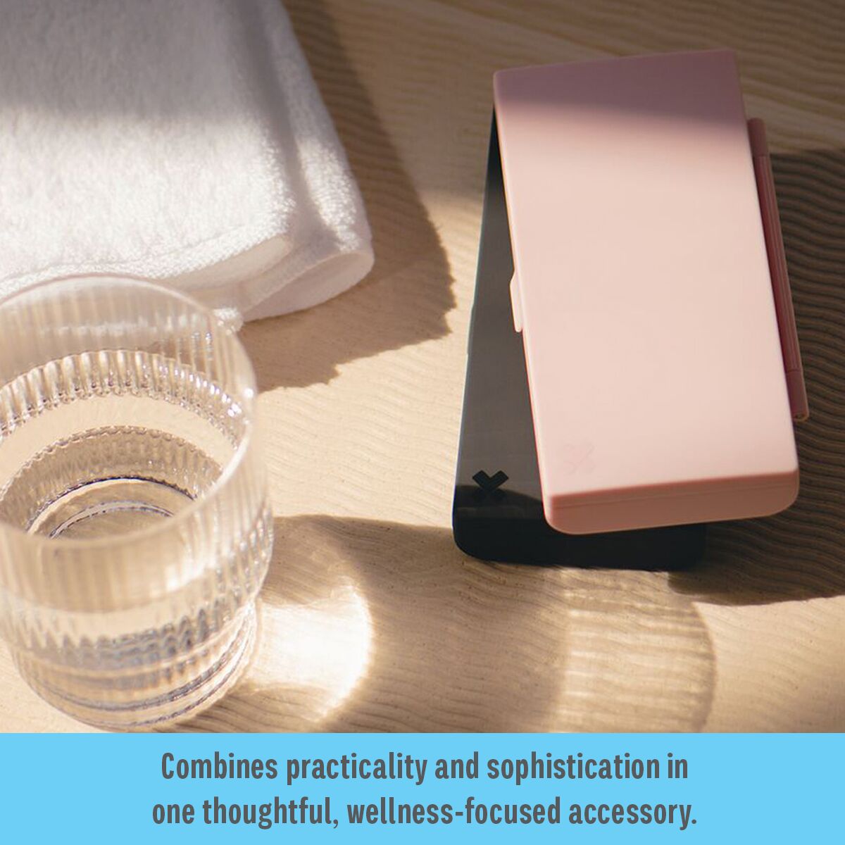 Equadose® Mirrored Travel Pill Case